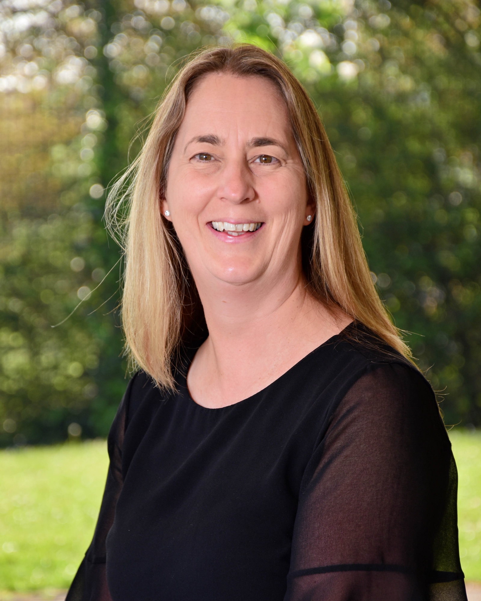 Photo of Mrs Claire Taylor